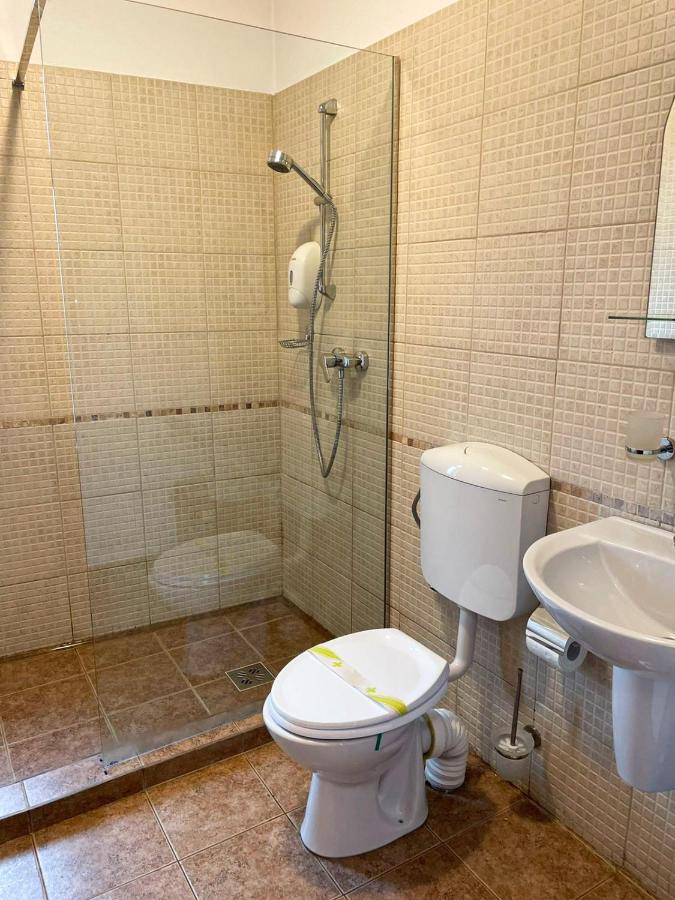 Pensiunea Casa Rica Calimanesti Ngoại thất bức ảnh
