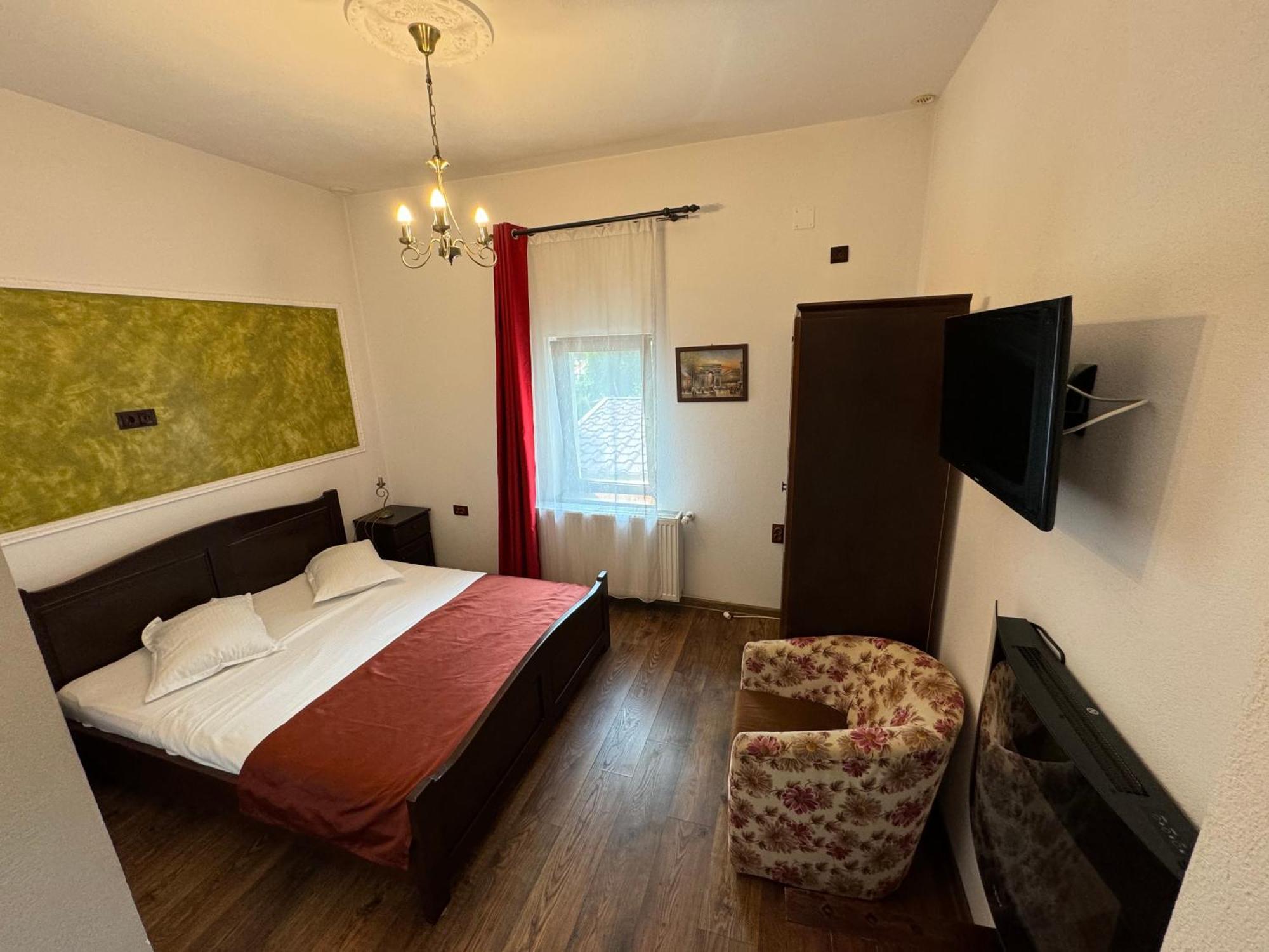 Pensiunea Casa Rica Calimanesti Ngoại thất bức ảnh