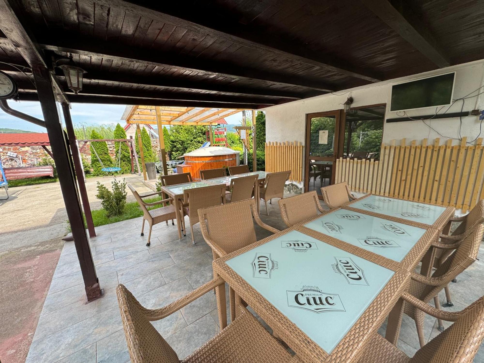 Pensiunea Casa Rica Calimanesti Ngoại thất bức ảnh